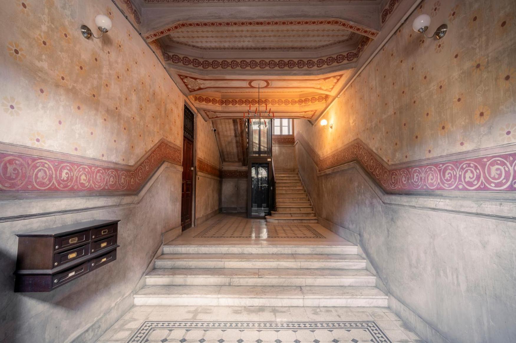 360Me Palace Messina Luaran gambar