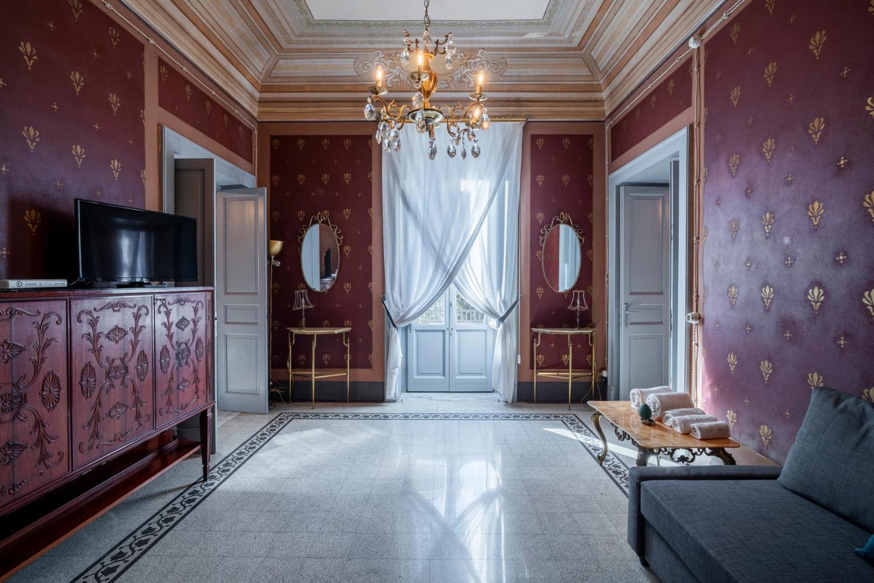 360Me Palace Messina Luaran gambar